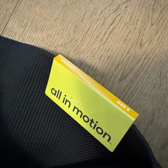 All in Motion Leggings NWT - Picture 4 of 6